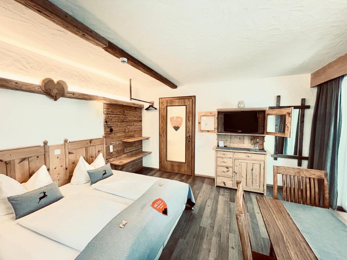 Pension Kreuzeck - Dein Gluecksplatz Am Lech Weissenbach am Lech Luaran gambar