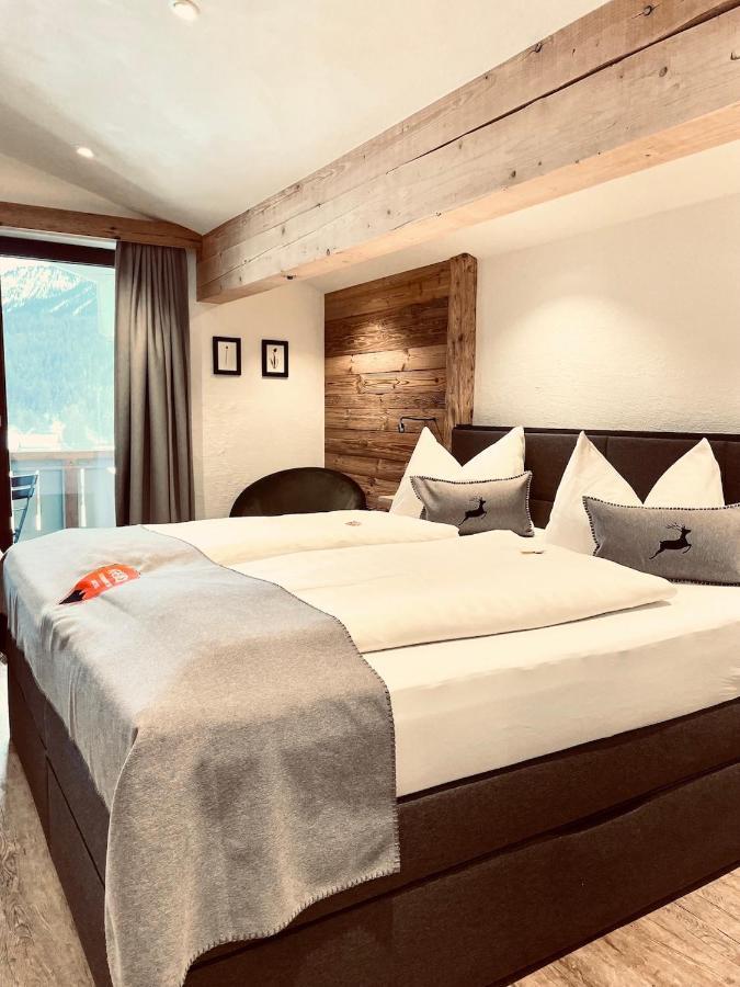 Pension Kreuzeck - Dein Gluecksplatz Am Lech Weissenbach am Lech Luaran gambar
